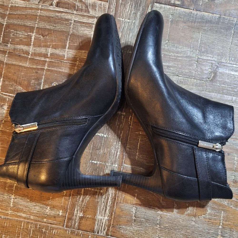 Bandolino Black Leather Women's Ankle Boots with Side Zipper 3